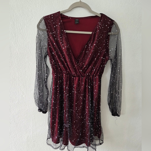 Elegant Burgundy Sequin Dress with Sheer Sleeves - Picture 1 of 1